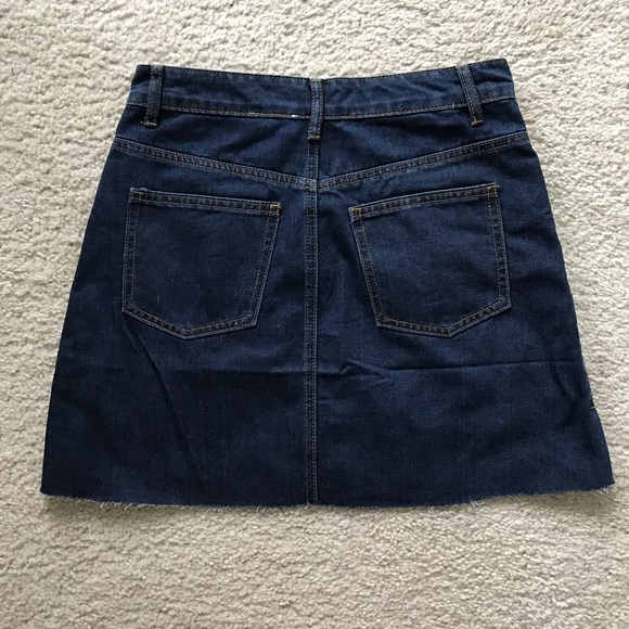 Raw Edge Denim Skirt - Picture 4 of 11
